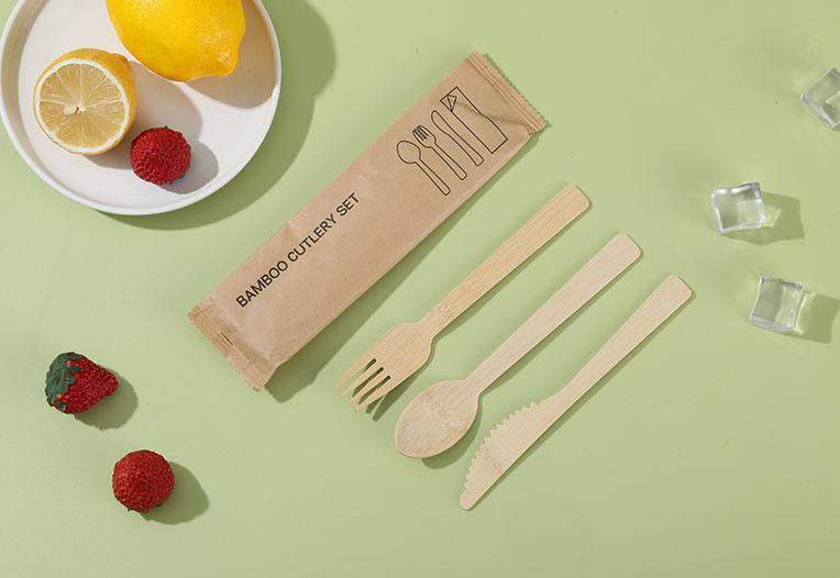 Bamboo cutlery set (6)